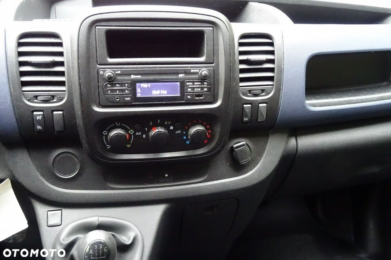 Opel Vivaro - 30