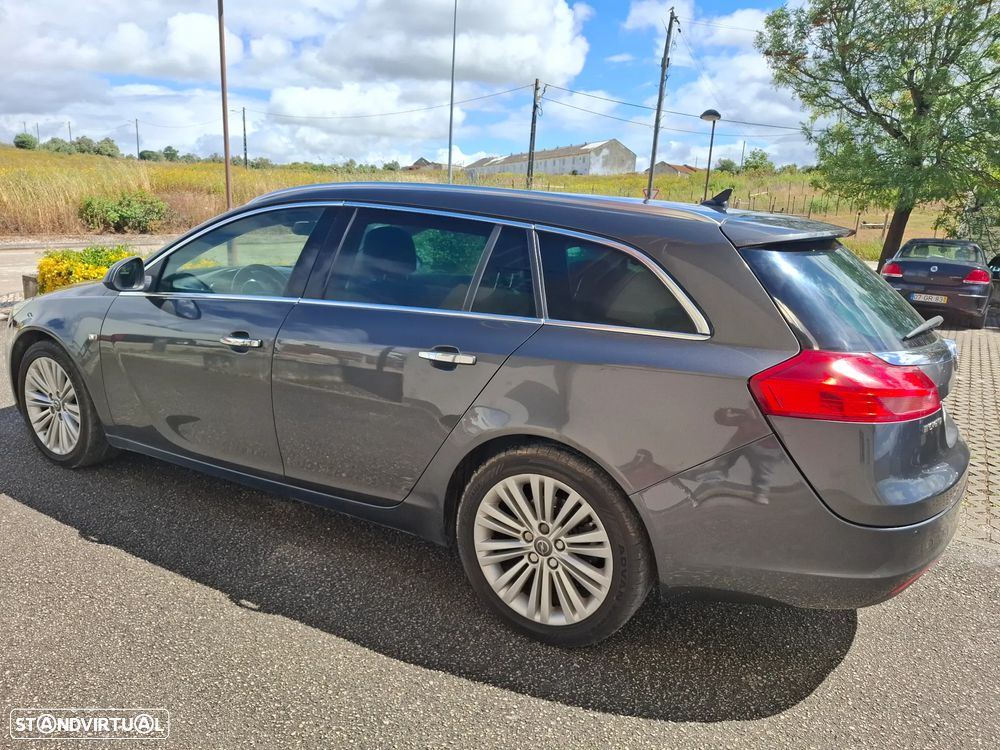 Opel Insignia Sports Tourer 2.0 CDTi Executive ecoFLEX - 2