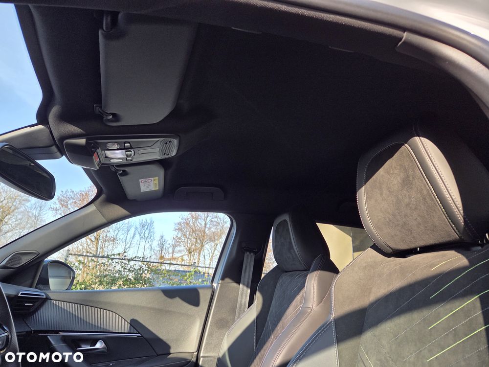 Peugeot 2008 1.2 Pure Tech GPF Allure S&S EAT6 - 16