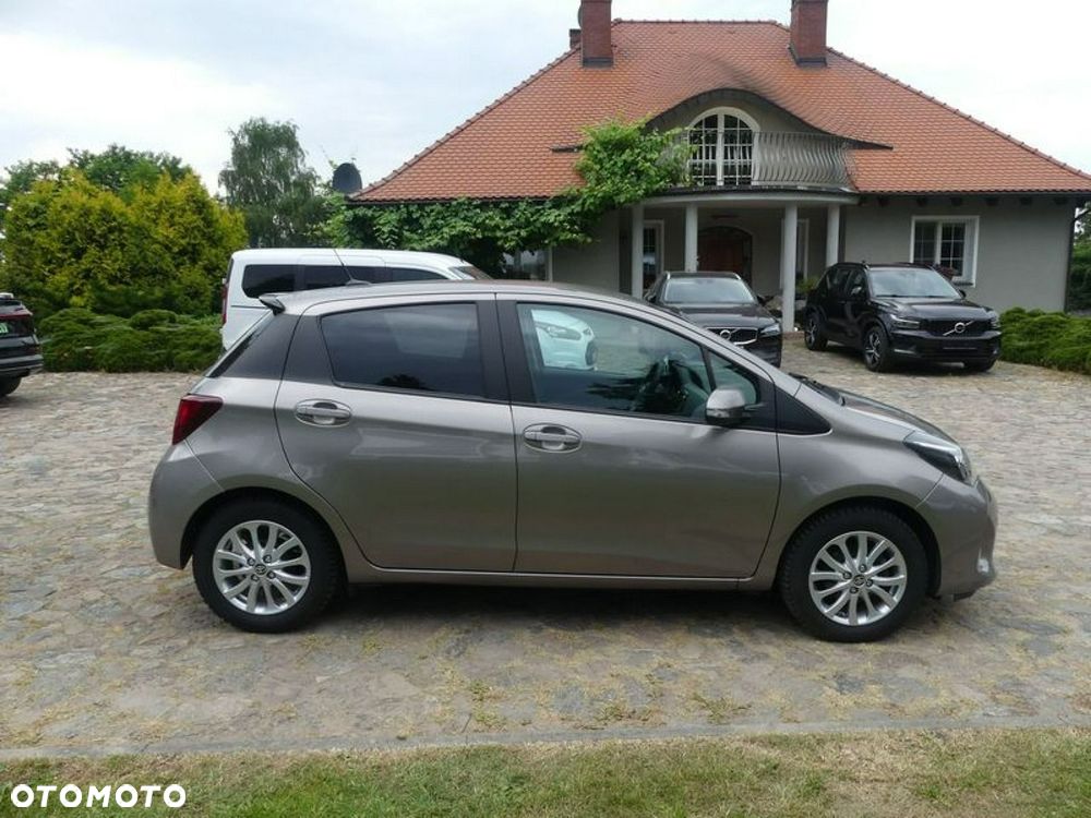 Toyota Yaris - 13