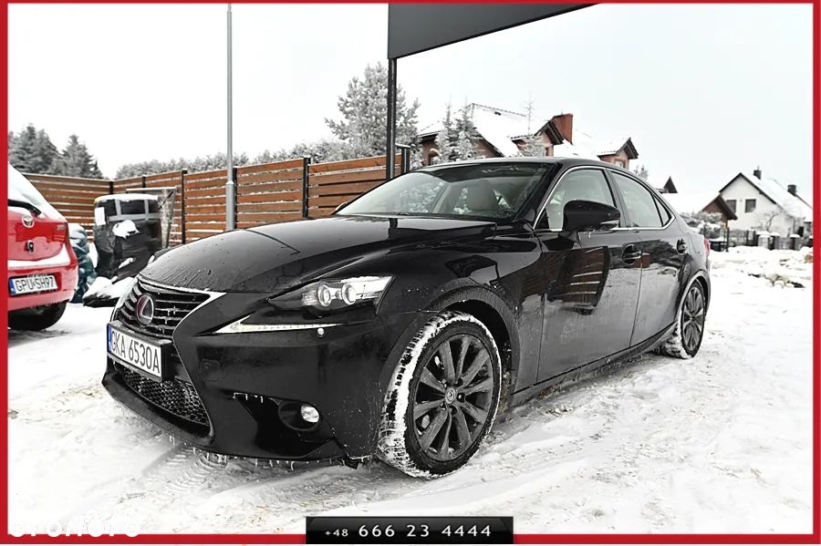 Lexus IS - 1