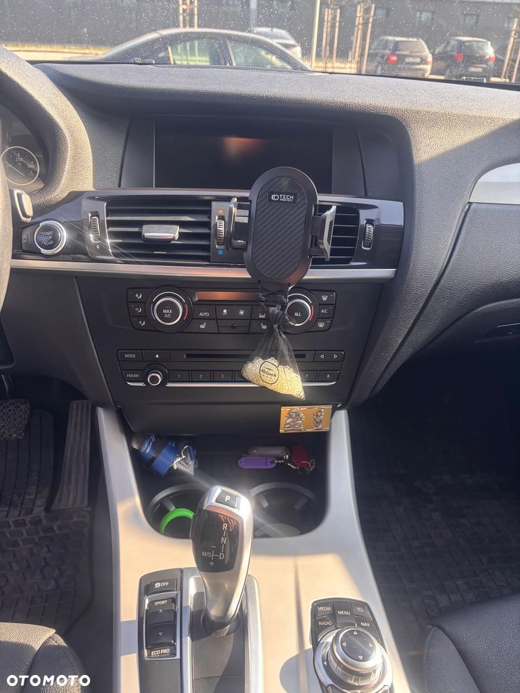 BMW X3 xDrive28i - 10