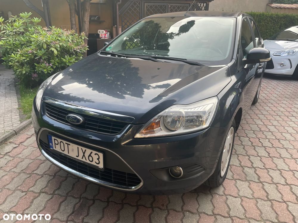 Ford Focus Ghia - 1