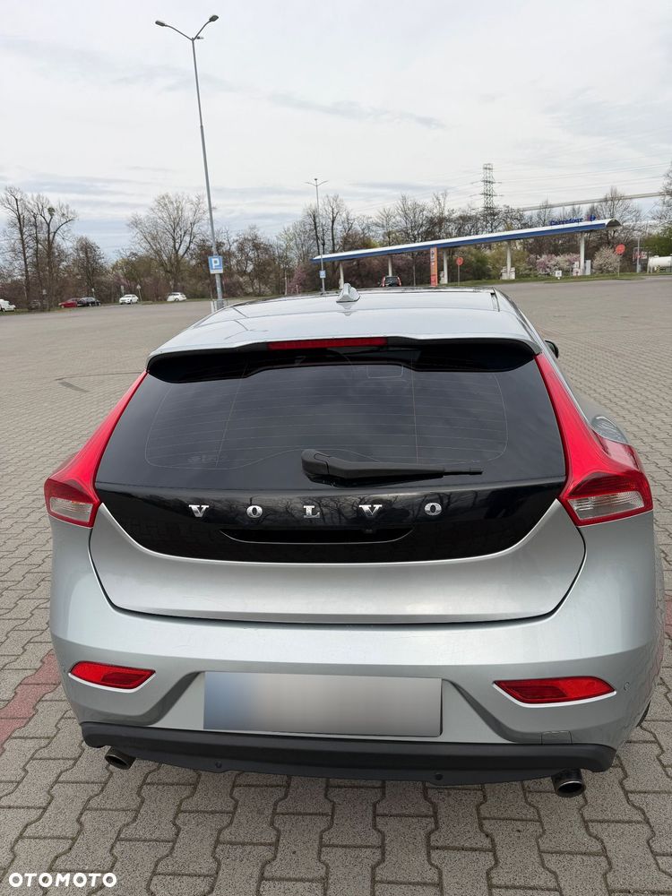 Volvo V40 D4 Summum - 11