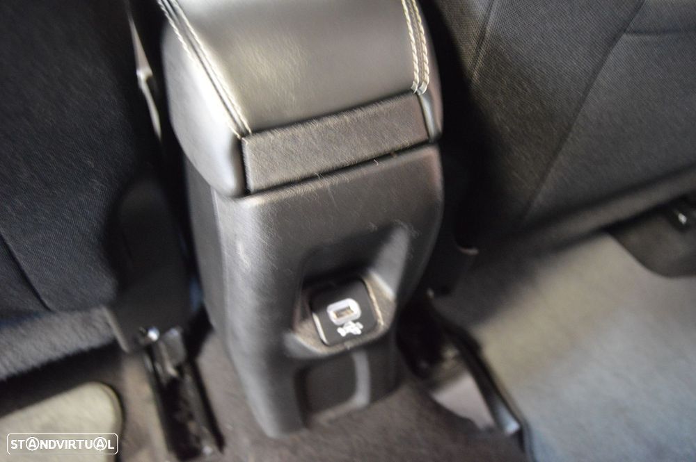Jeep Renegade 1.0 T Limited - 22