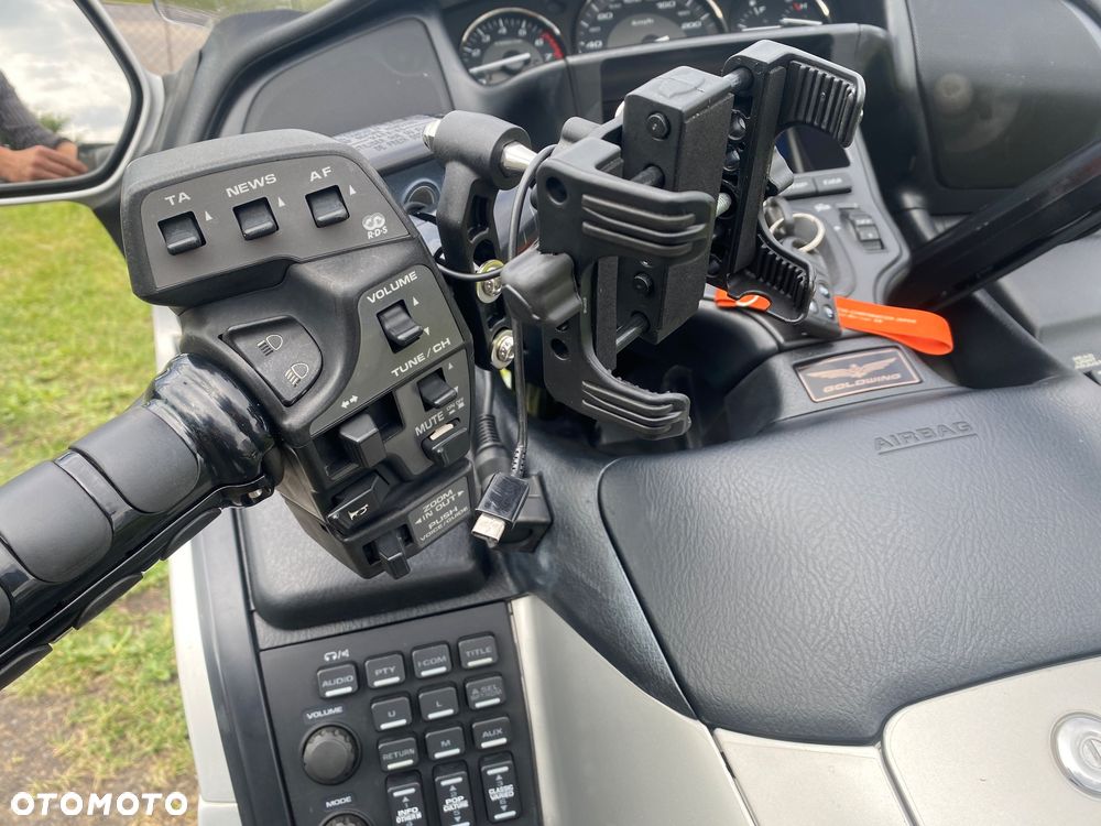 Honda GL - 16