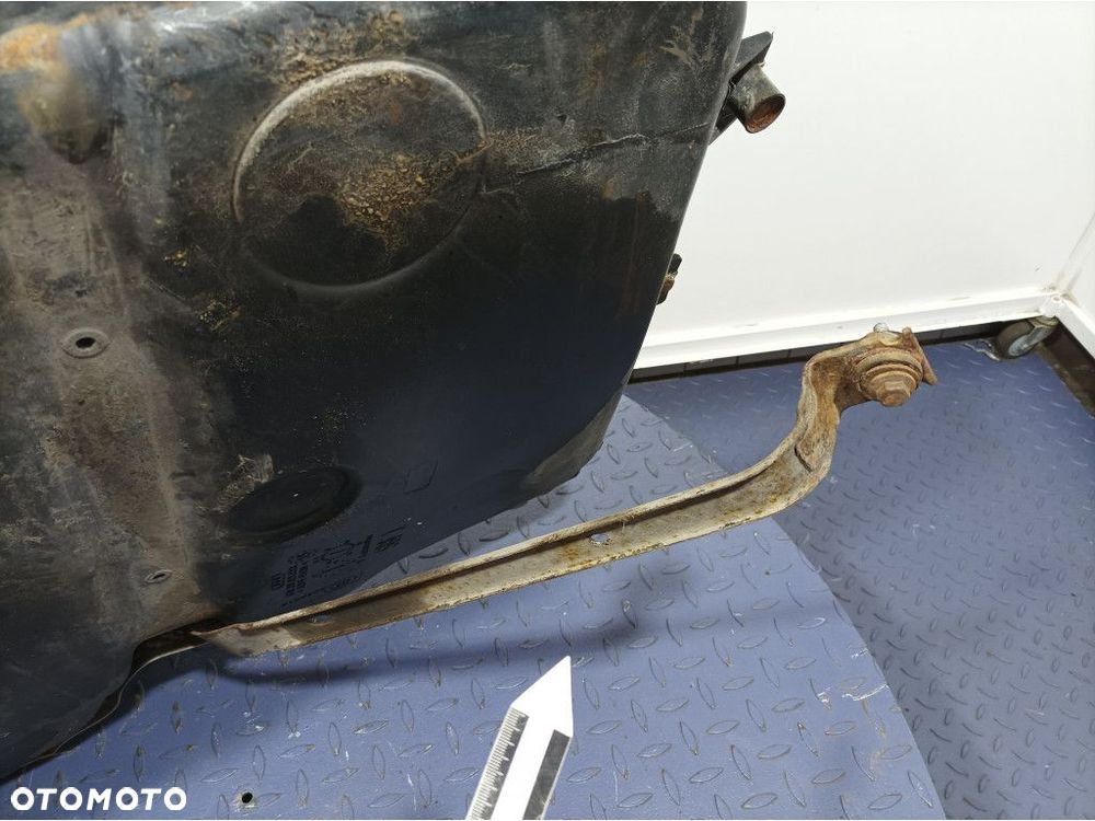AUDI Q5 8R LIFT 2.0 TDI ZBIORNIK PALIWA WLEW DIESEL 8R0201135SCR - 9