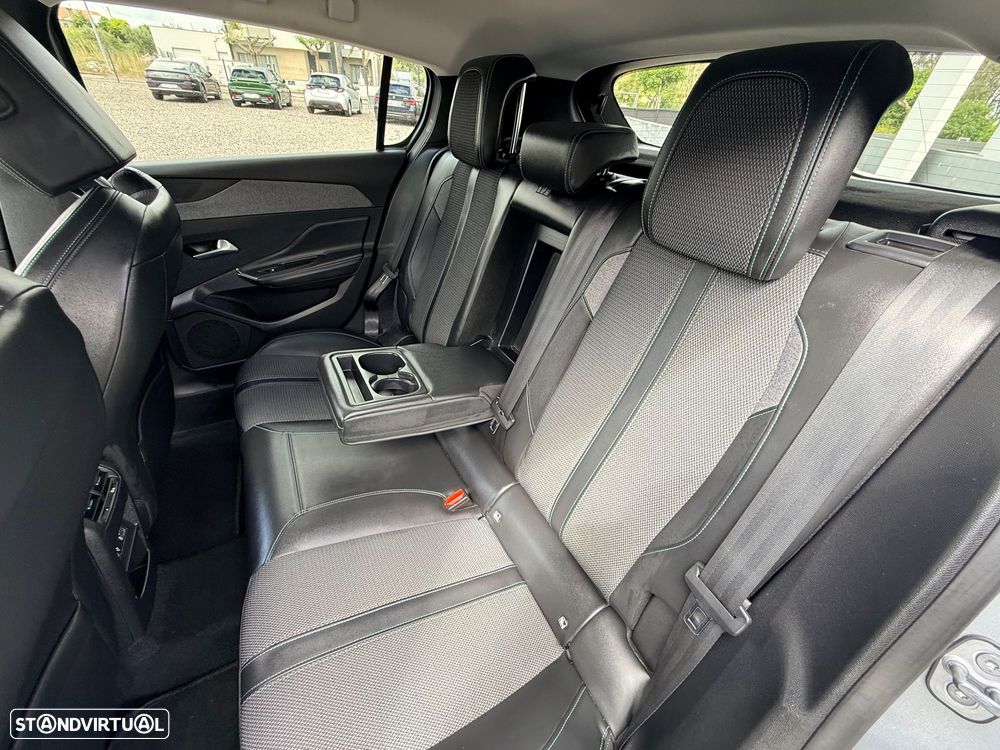 Peugeot 308 PureTech 130 Allure - 26