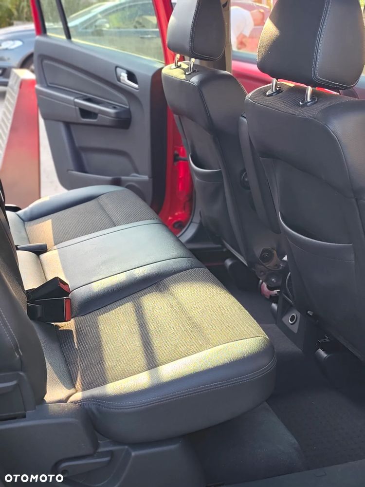 Opel Zafira 1.8 - 30