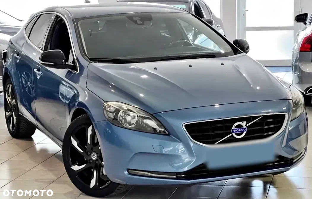 Volvo V40 - 16