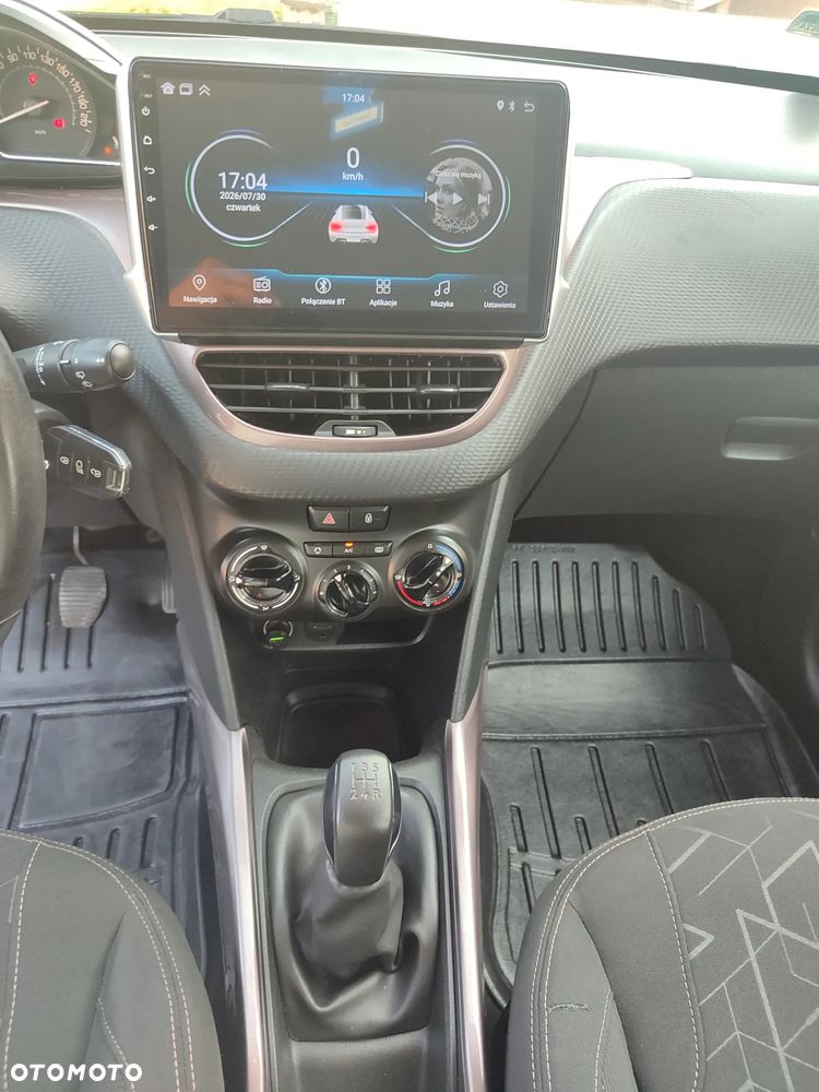 Peugeot 2008 PureTech 82 Allure - 29