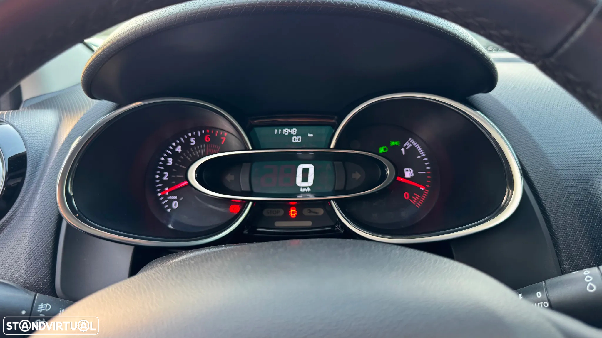 Renault Clio (Energy) TCe 90 Start & Stop INTENS - 18