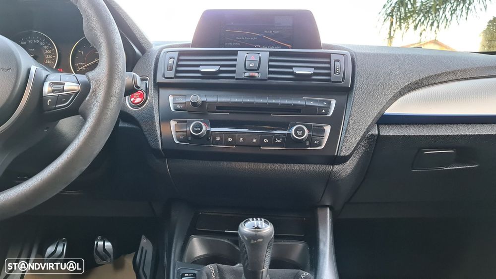 BMW 120 d Pack M - 27