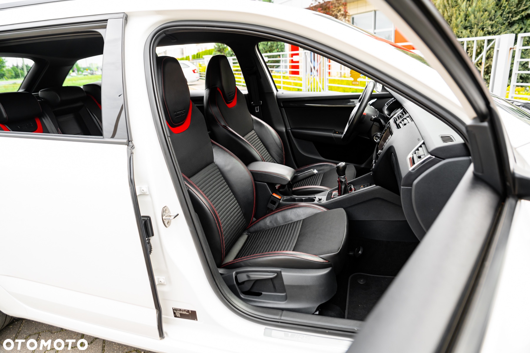 Skoda Octavia 2.0 TDI RS - 23