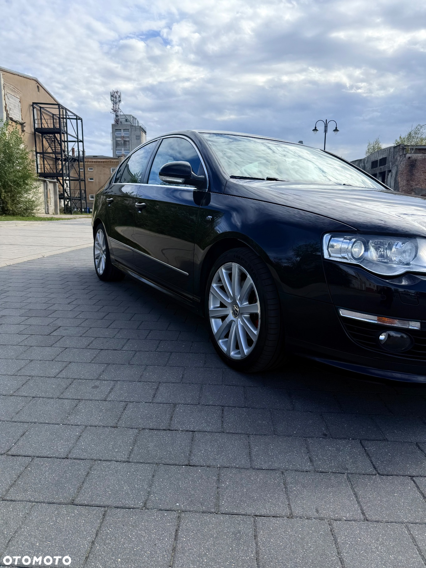 Volkswagen Passat 2.0 TDI DPF Sportline DSG - 3