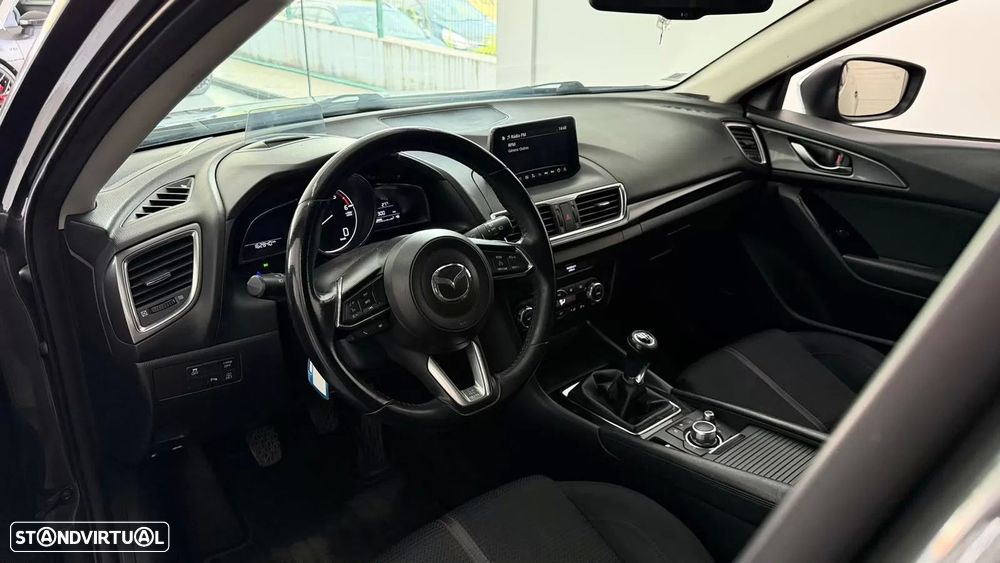 Mazda 3 Hatchback - 19