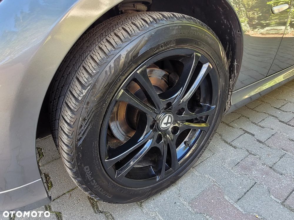 BMW Seria 3 318d DPF Edition Lifestyle - 14