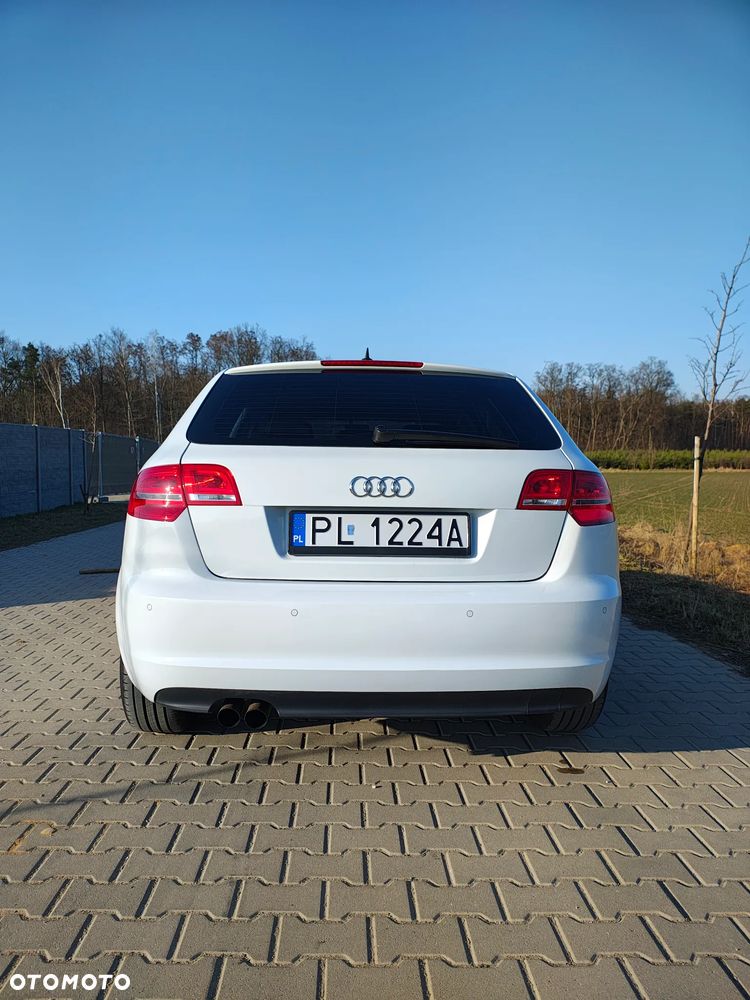 Audi A3 Sportback 1.8 TFSI S tronic Ambiente - 5