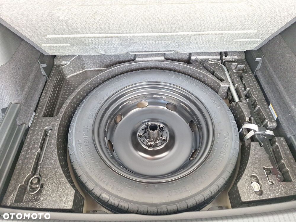 Volkswagen Tiguan - 33