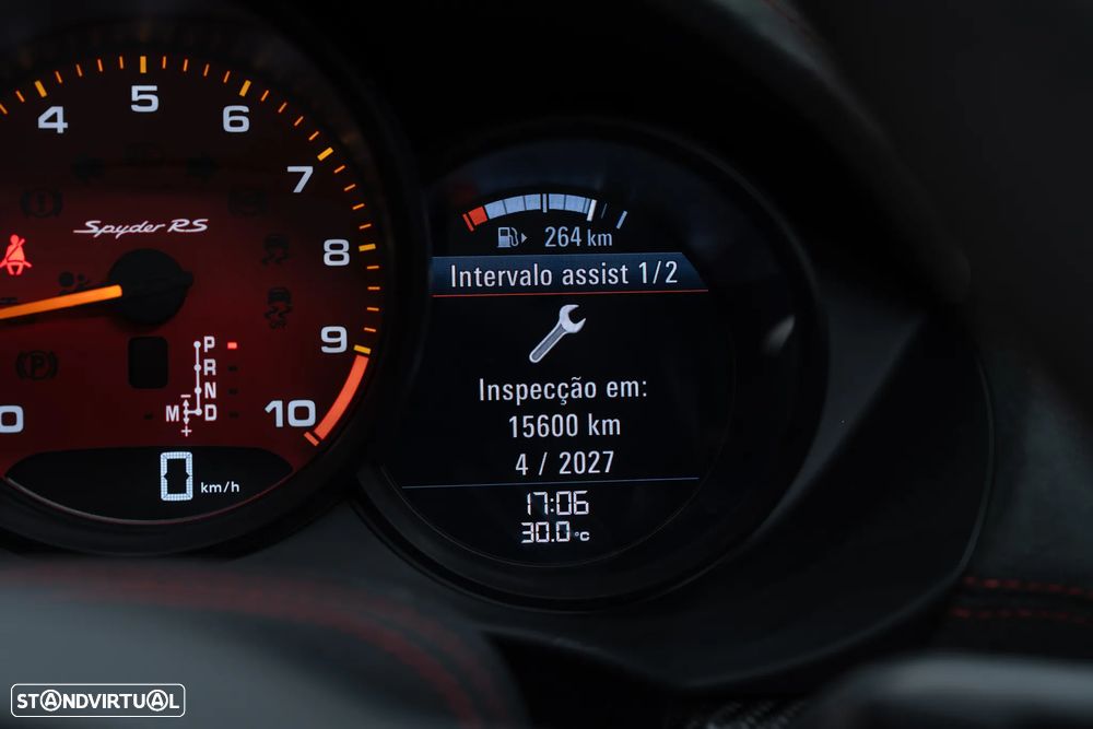 Porsche 718 Spyder RS - 37