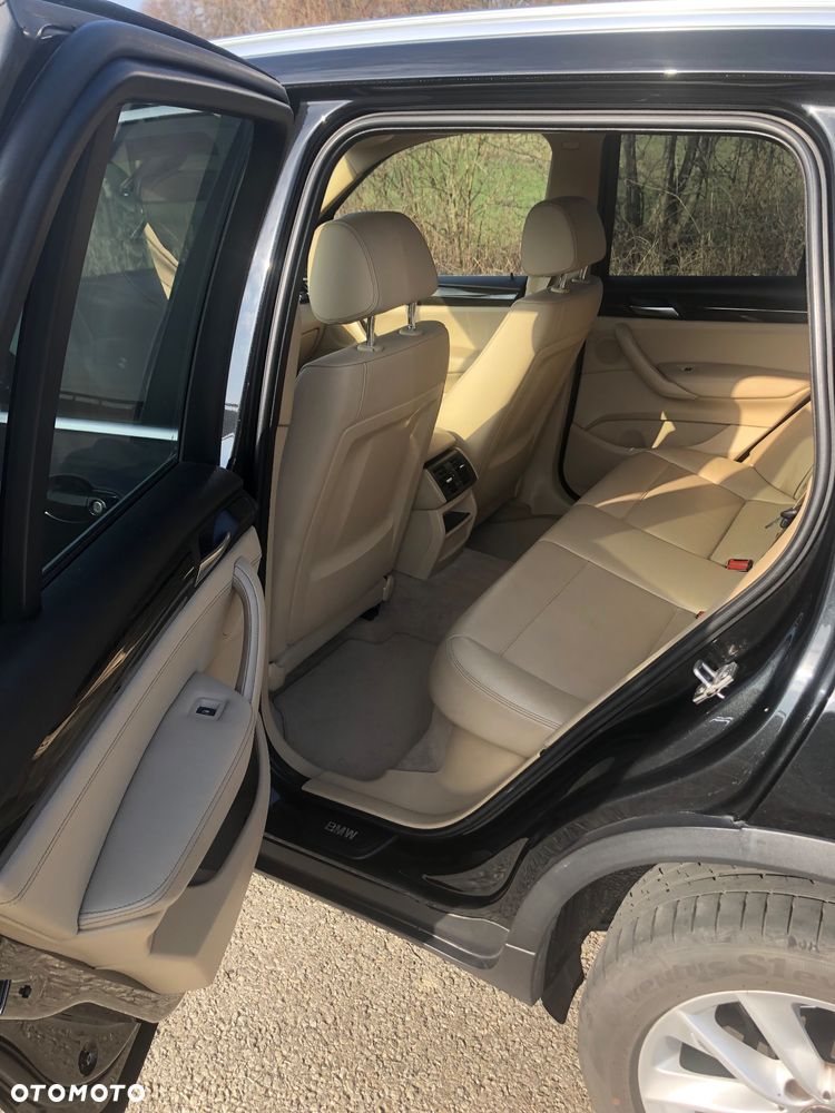 BMW X3 xDrive20d - 11