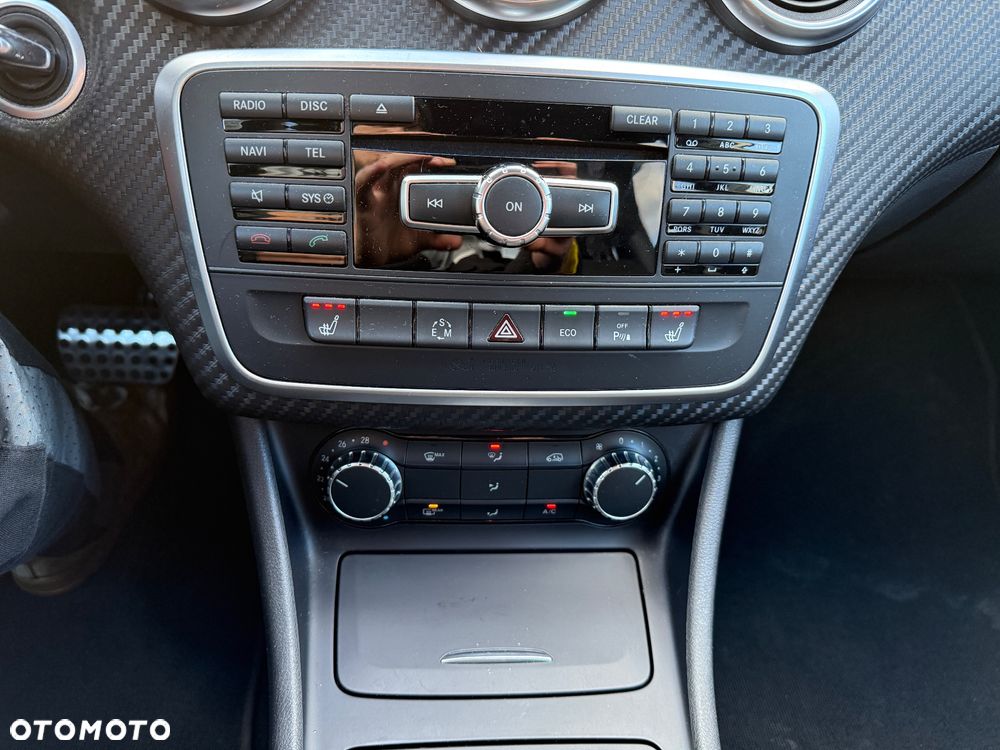 Mercedes-Benz Klasa A 250 4-Matic Sport - 24