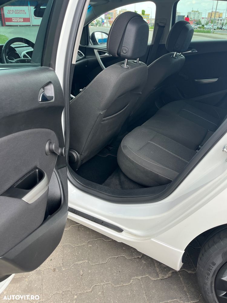 Opel Astra - 9
