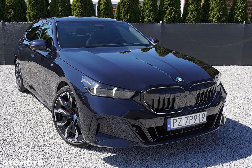 BMW Seria 5 520d xDrive - 4