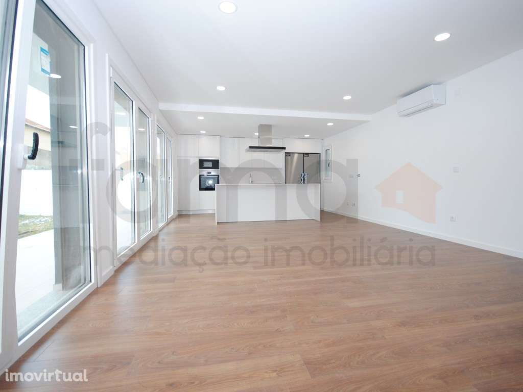 Moradia Geminada T4 Novas em Tires - Prontas a Estrear | São Doming... - Grande imagem: 4/60