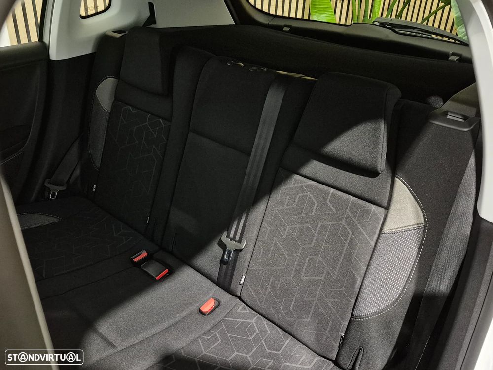 Peugeot 2008 1.2 PureTech Style - 20