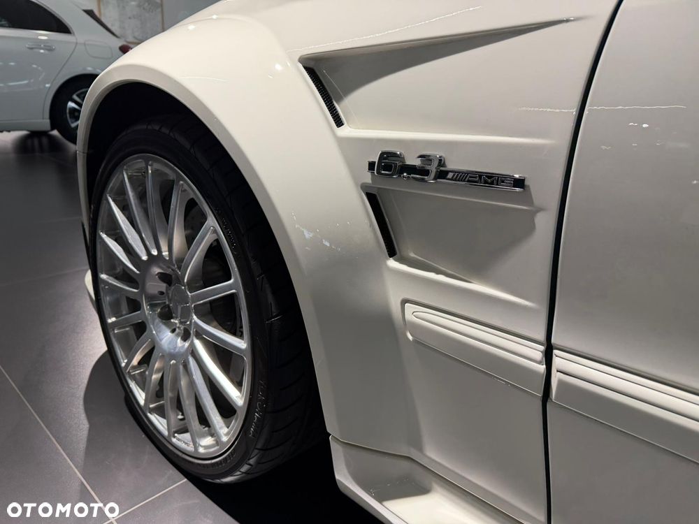 Mercedes-Benz CLK - 15