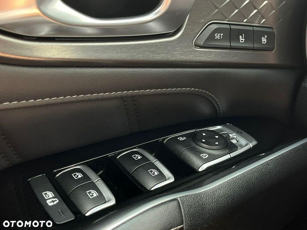 Kia Sorento - 40