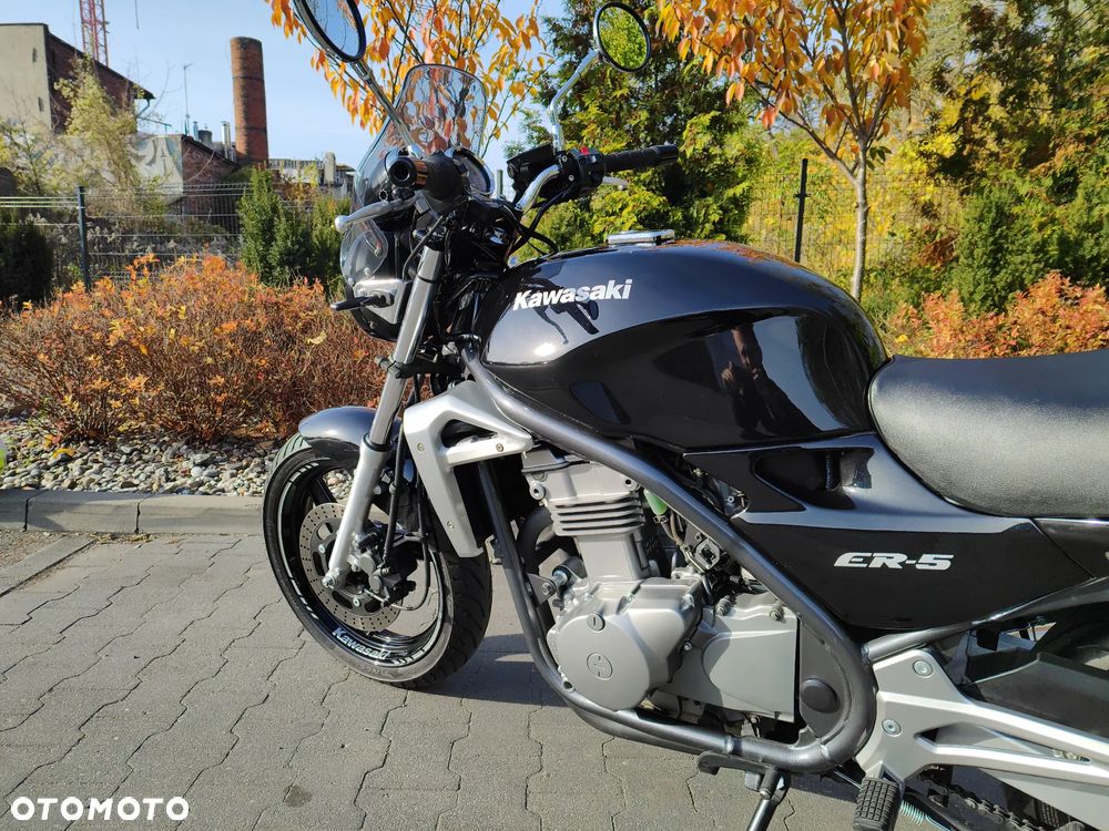 Kawasaki ER - 12