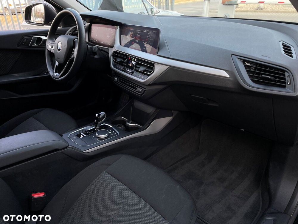 BMW Seria 1 - 12