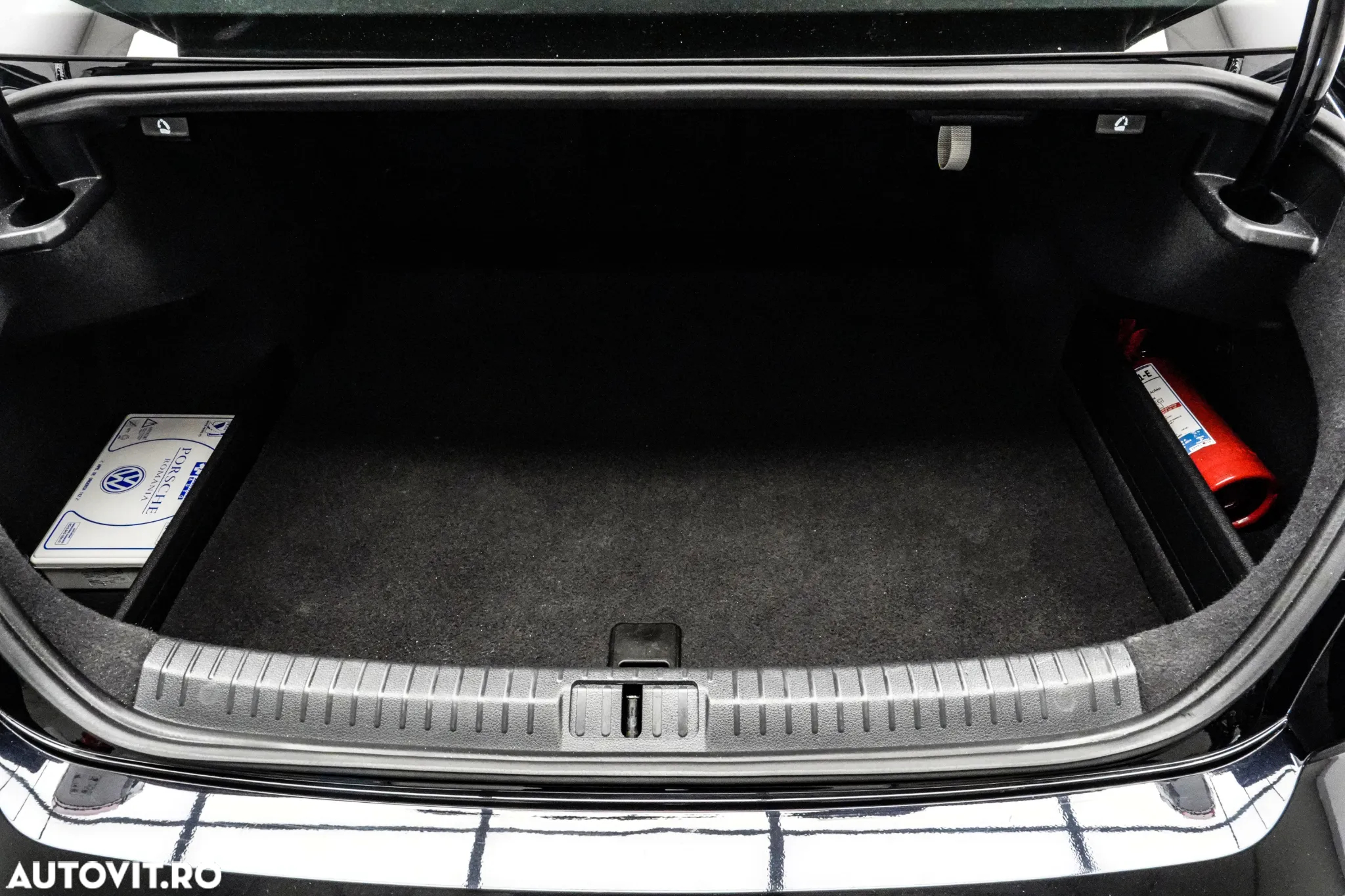 Volkswagen Passat 2.0 TDI DSG Comfortline - 22