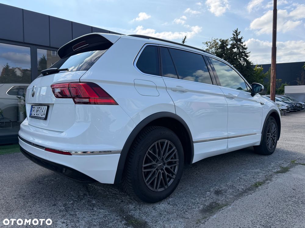 Volkswagen Tiguan 2.0 TDI SCR DSG R-Line - 9