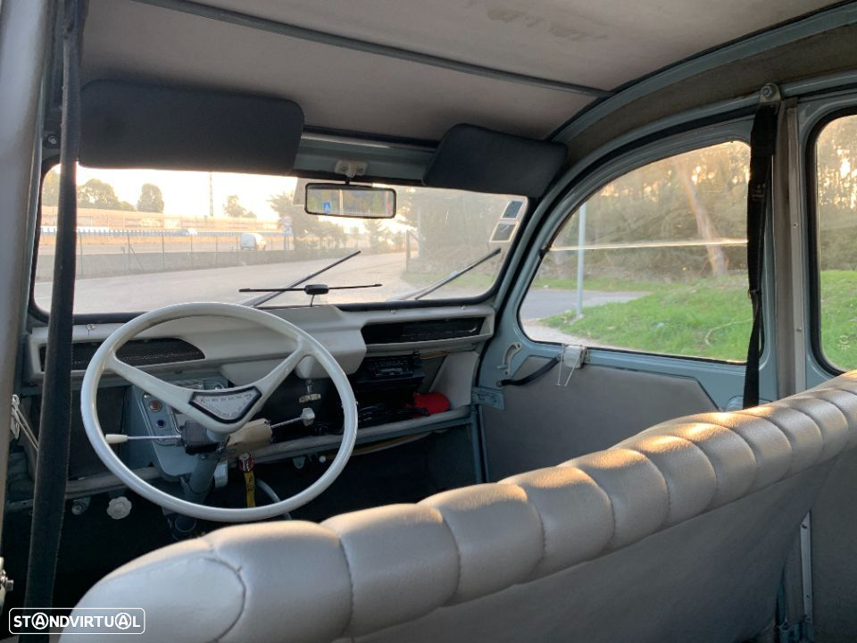 Citroën 2CV - 16