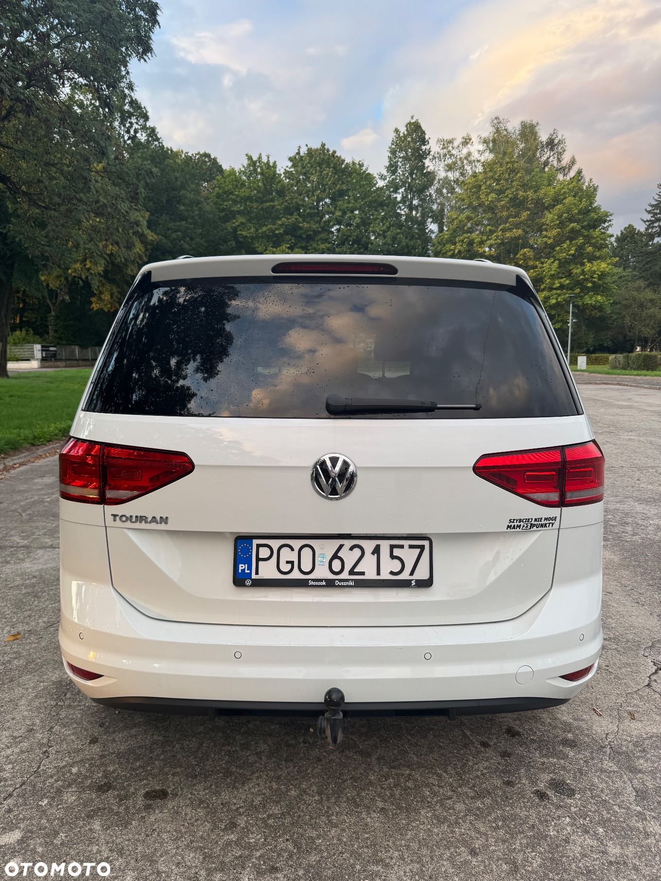 Volkswagen Touran - 4