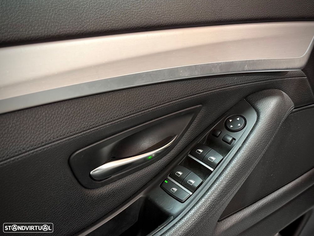 BMW 525 d Line Luxury Auto - 17