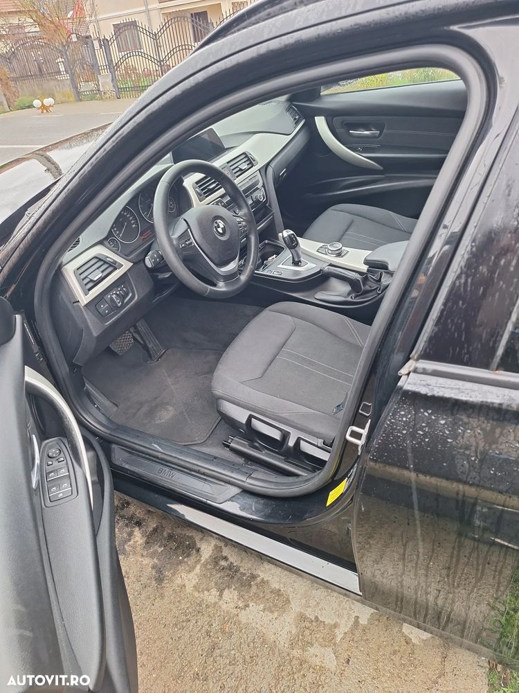 BMW Seria 3 318d Aut. - 9