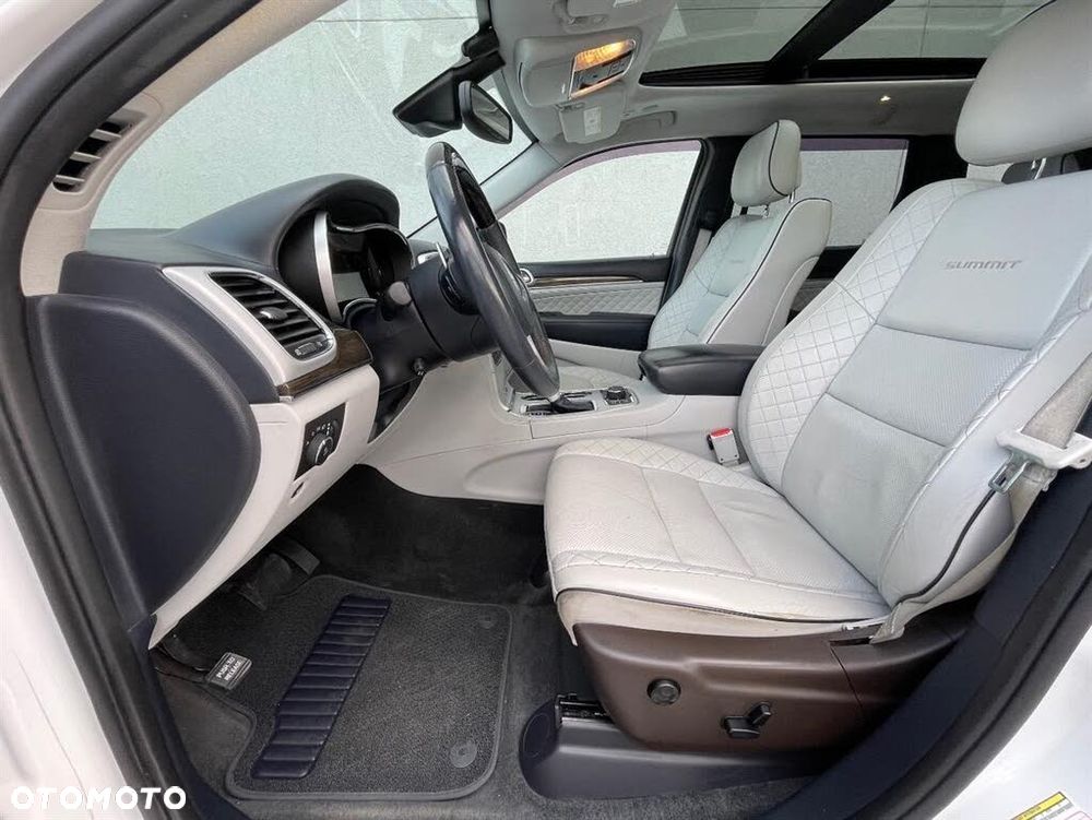 Jeep Grand Cherokee 5.7 V8 HEMI Summit - 15