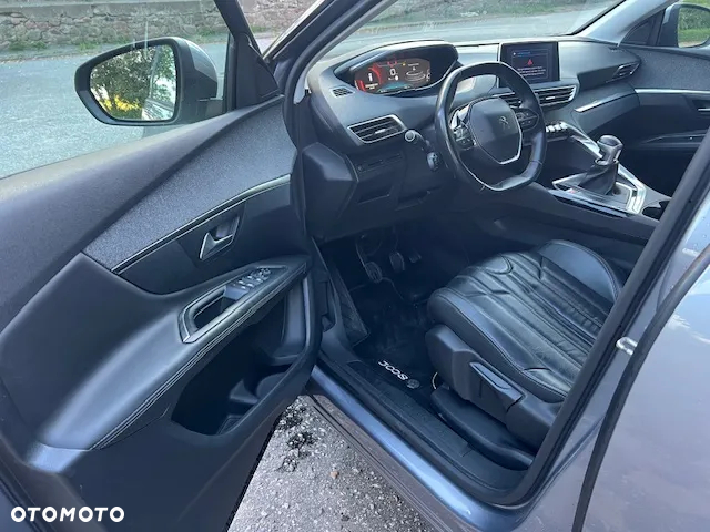Peugeot 3008 1.2 PureTech Allure - 11