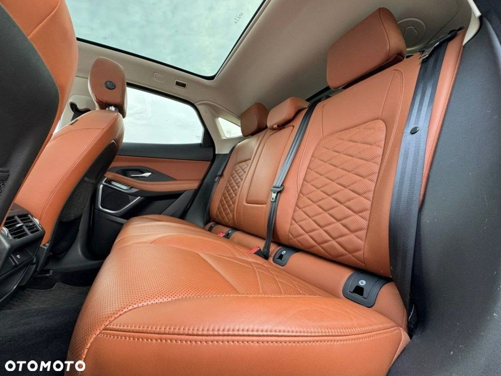 Jaguar E-Pace - 23