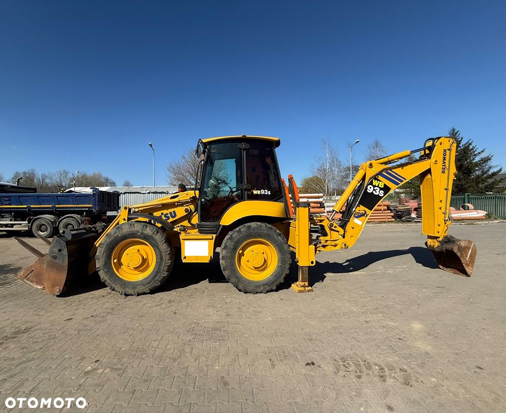 Komatsu WB 93S-5E0 - 7