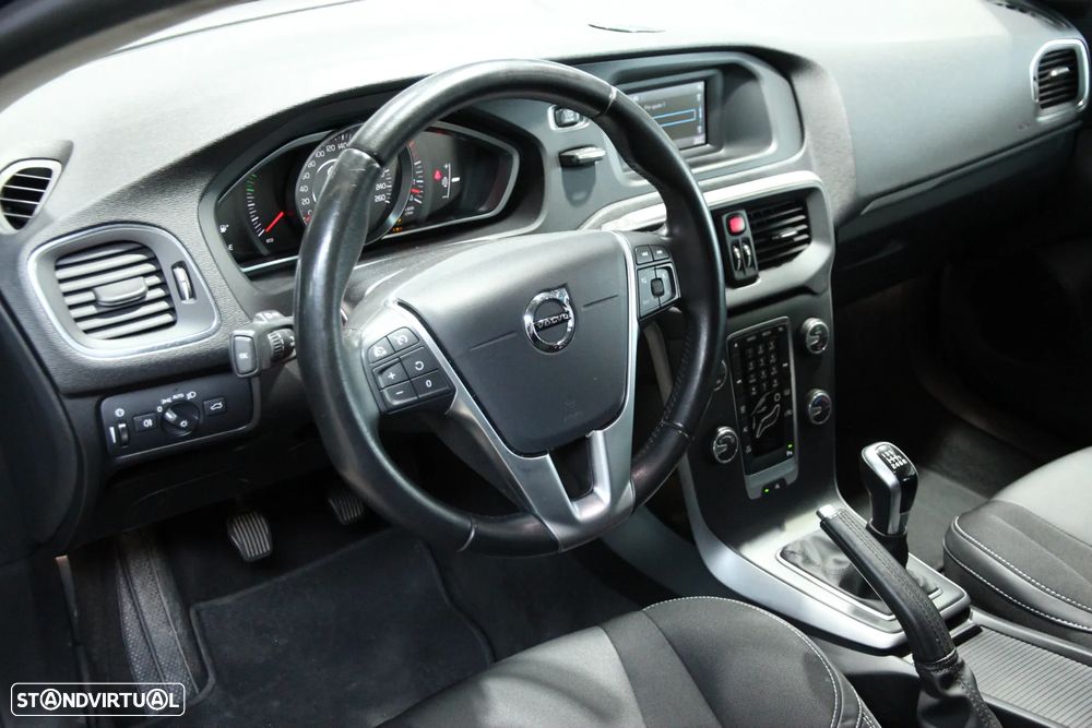 Volvo V40 2.0 D3 Inscription - 8