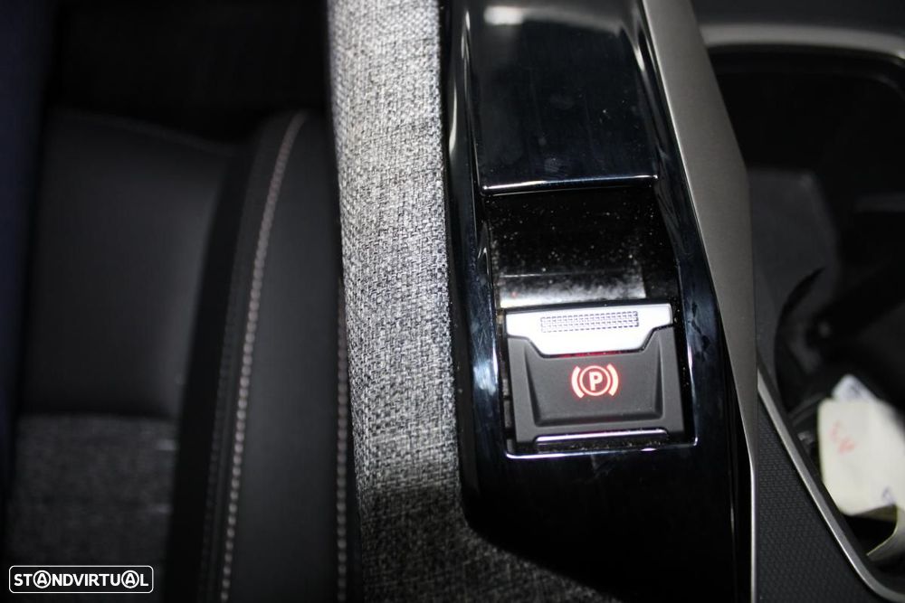 Peugeot E-3008 73 kWh Allure - 22