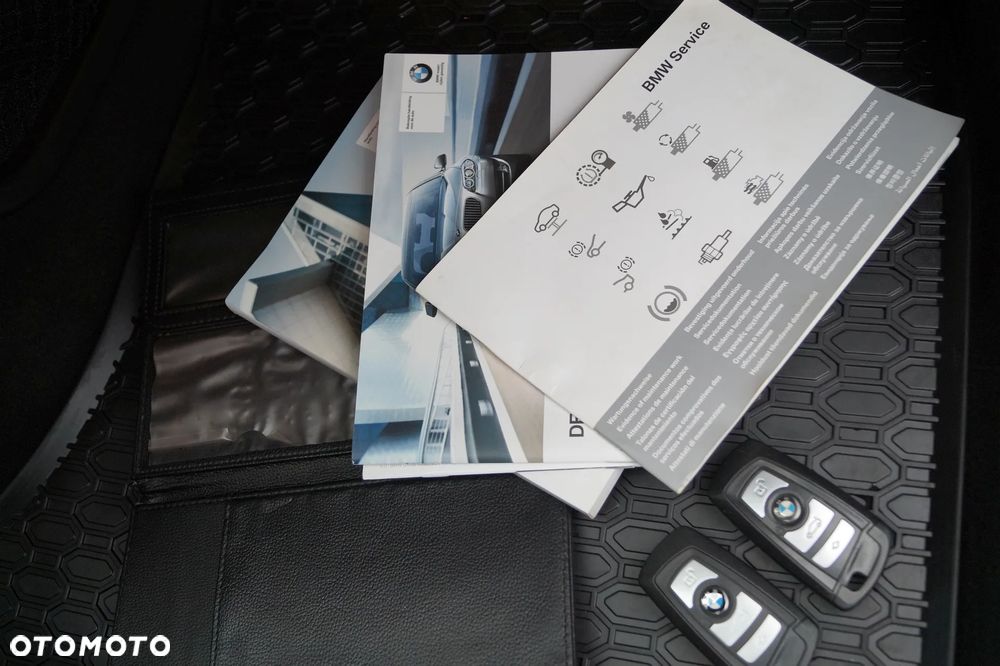 BMW Seria 5 - 33