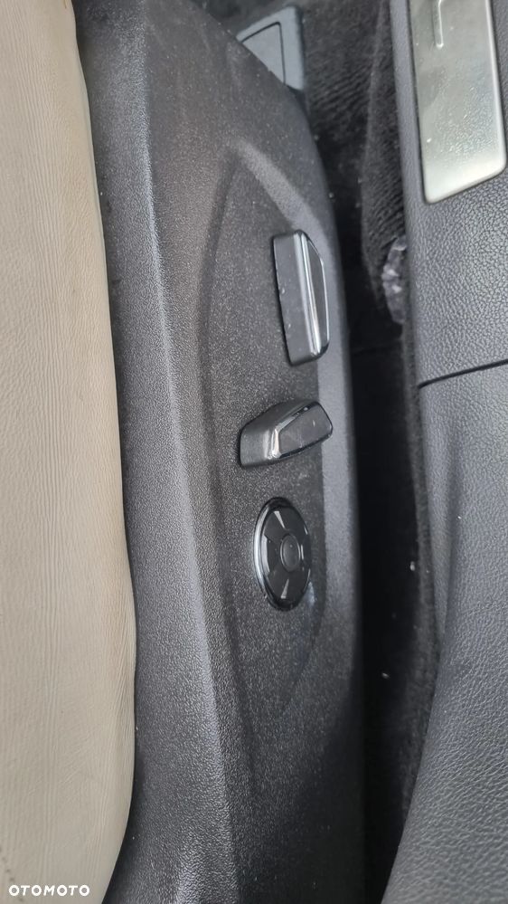 Ford Mondeo 2.0 Start-Stopp CVT Vignale - 28