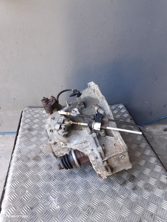 Caixas de velocidades Opel 1.7cdti 5 velocidades Ref: F23 (Meriva, Zafira, Combo, Corsa, Astra) - 3