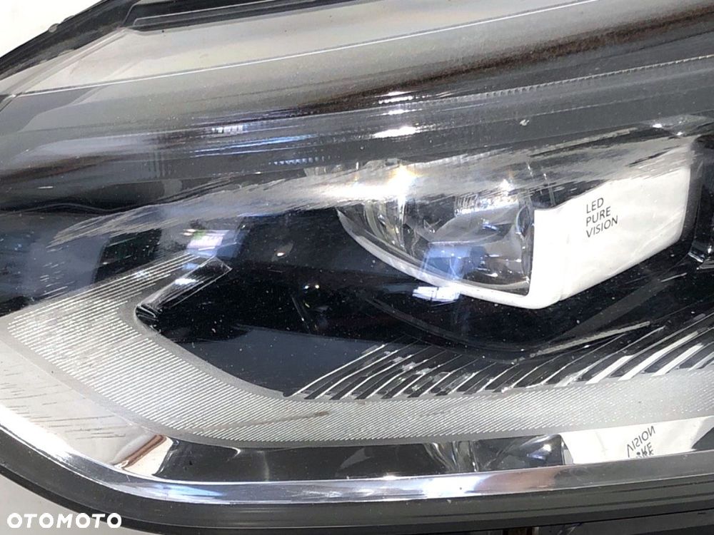 REFLEKTOR LEWY PRZÓD LED  RENAULT MEGANE IV liftback (B9A/M/N_) 2015 - 2022 1.6 TCe 205 (B9MV) 151 - 2